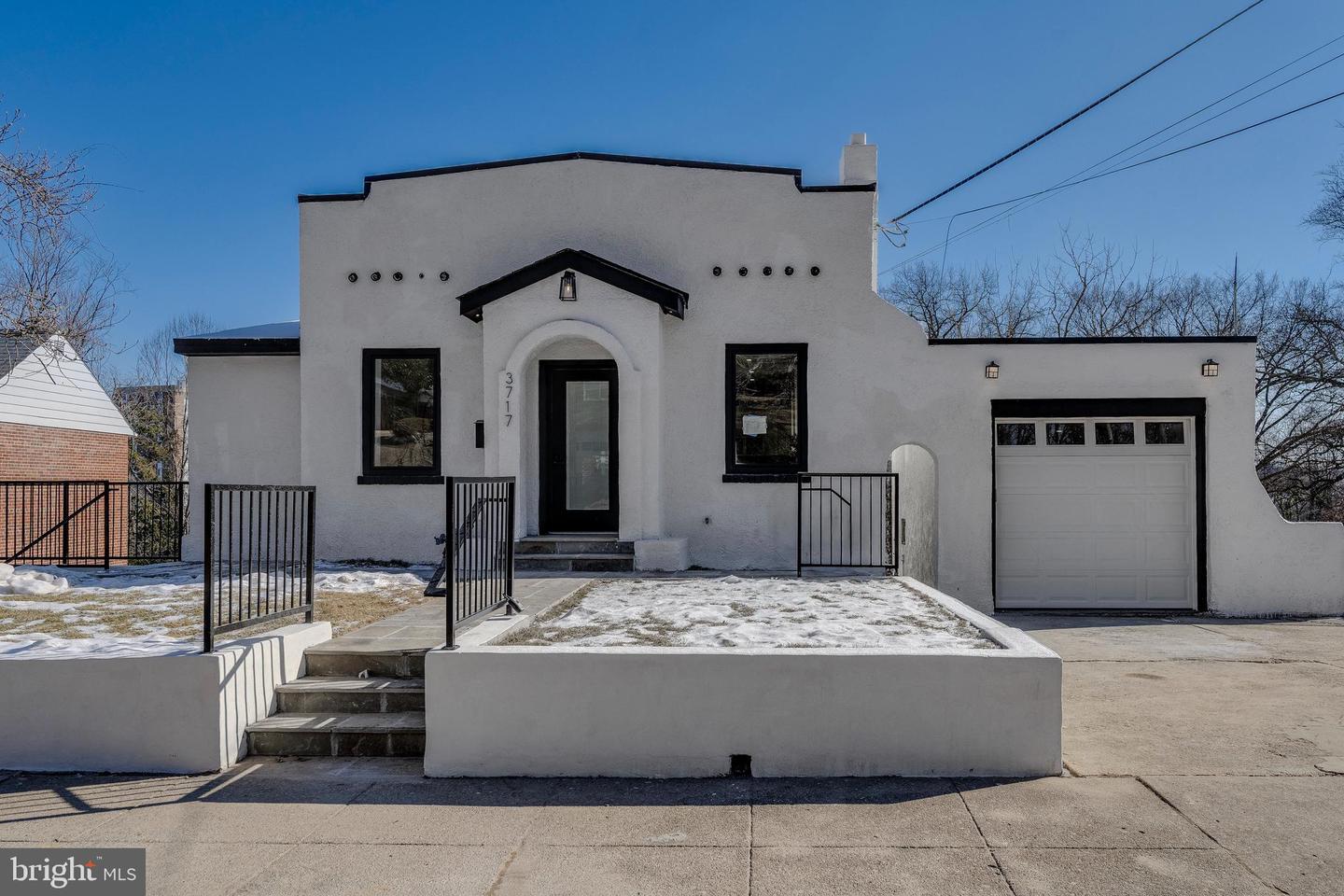 3717 Camden St Se Property Photo