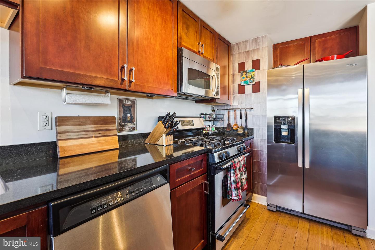 1417 Newton St Nw #505 Property Photo 10