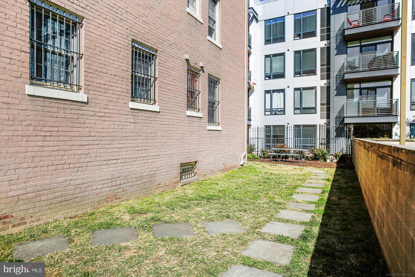 1417 Newton St Nw #505 Property Photo 21