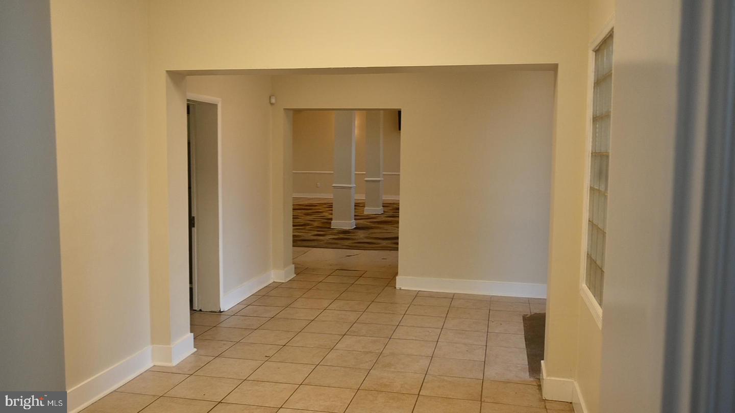 2715 22nd St Ne Property Photo 2