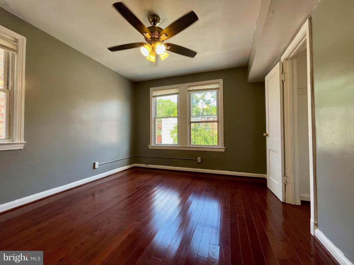 1858 Kendall St Ne #2 Property Photo 11