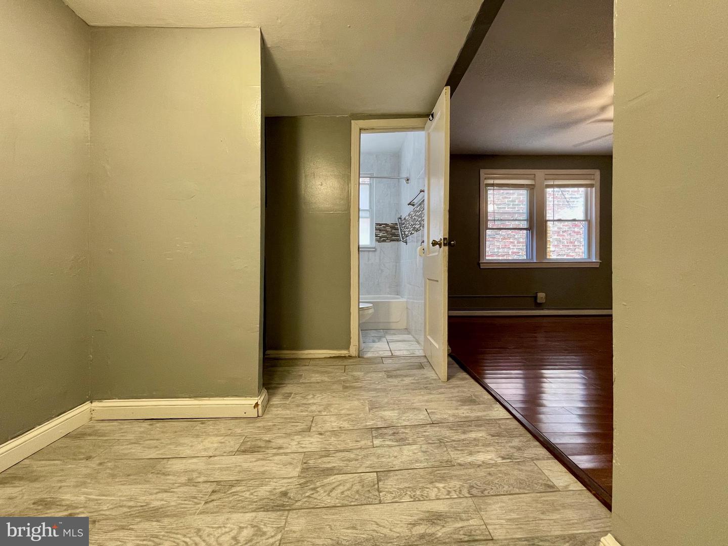 1858 Kendall St Ne #2 Property Photo 15