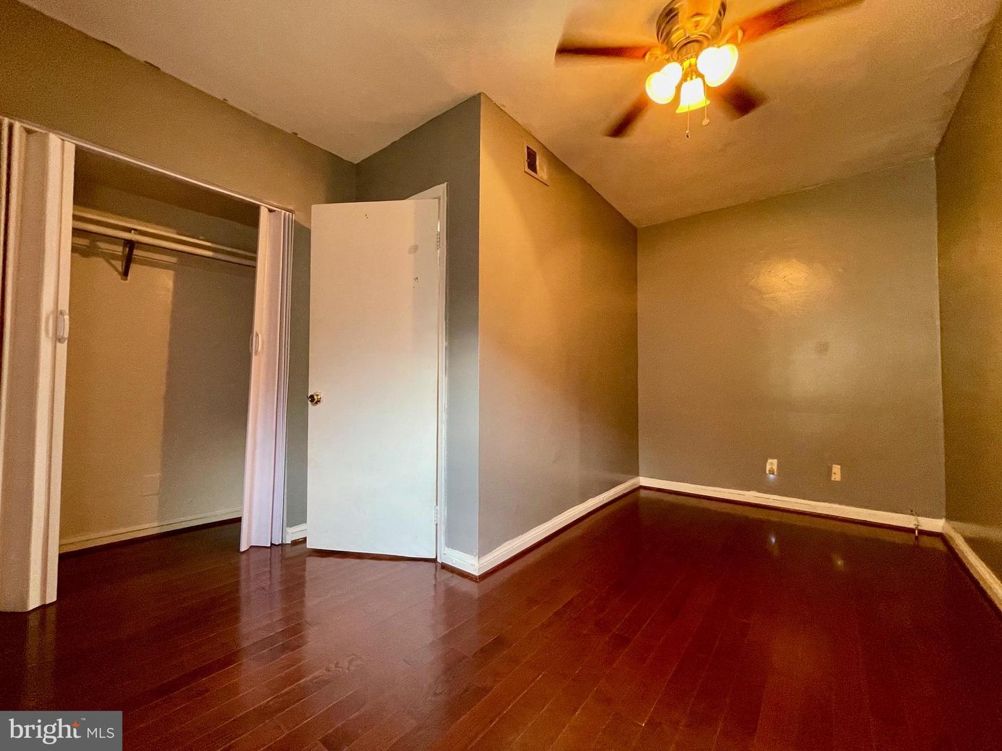 1858 Kendall St Ne #2 Property Photo 26