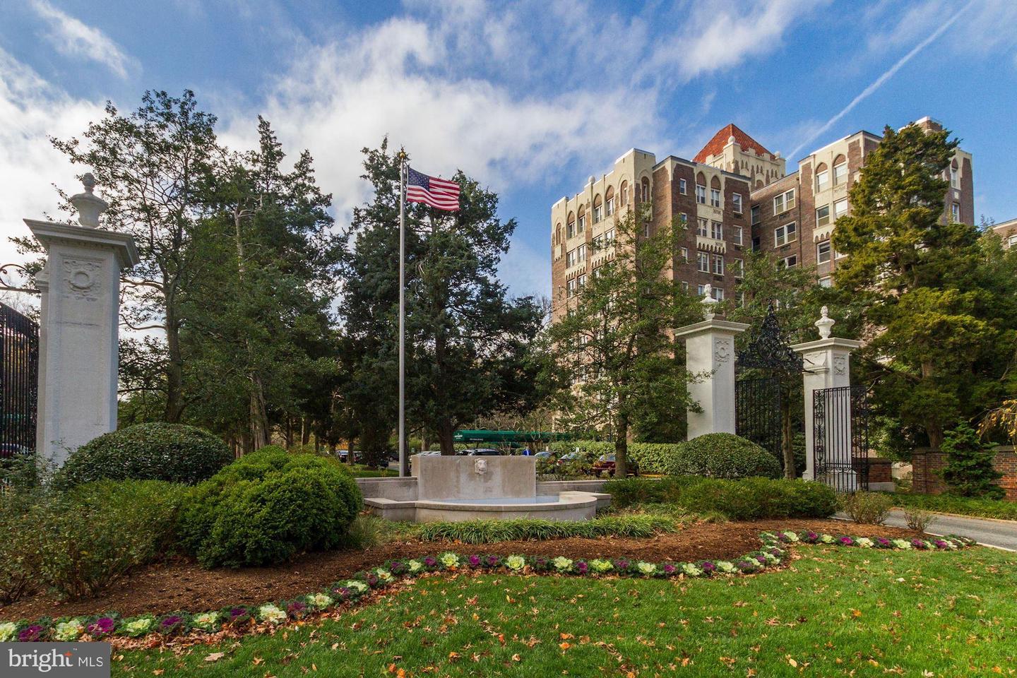 4000 Cathedral Ave Nw #453b Property Photo