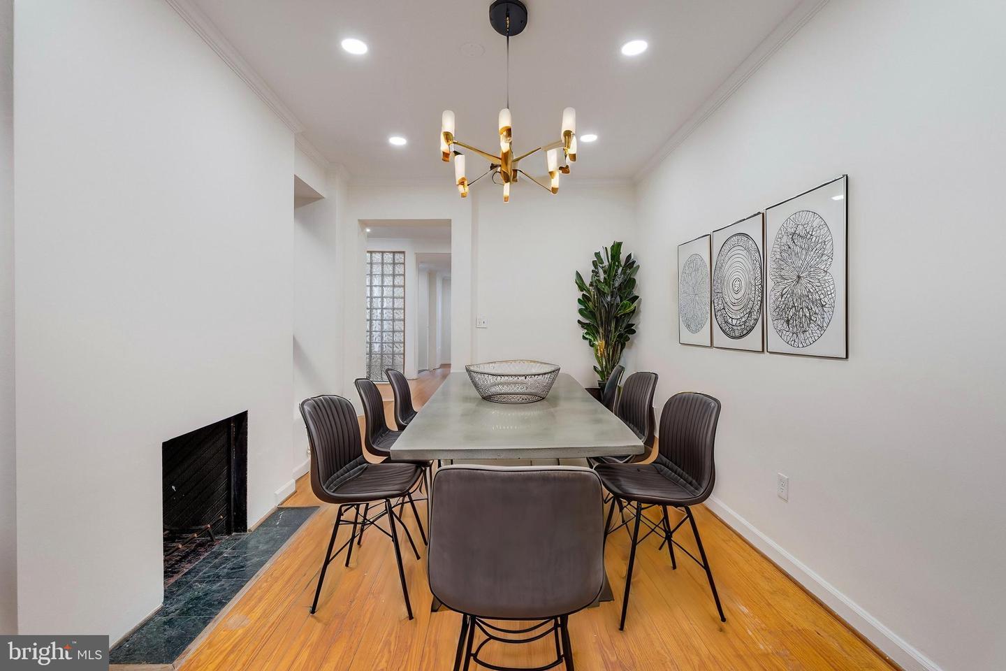 1230 Euclid St Nw Property Photo 9