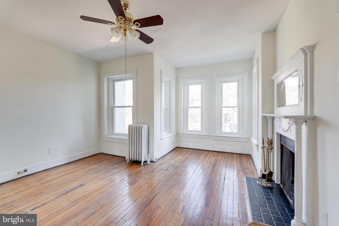 1230 Euclid St Nw Property Photo 14