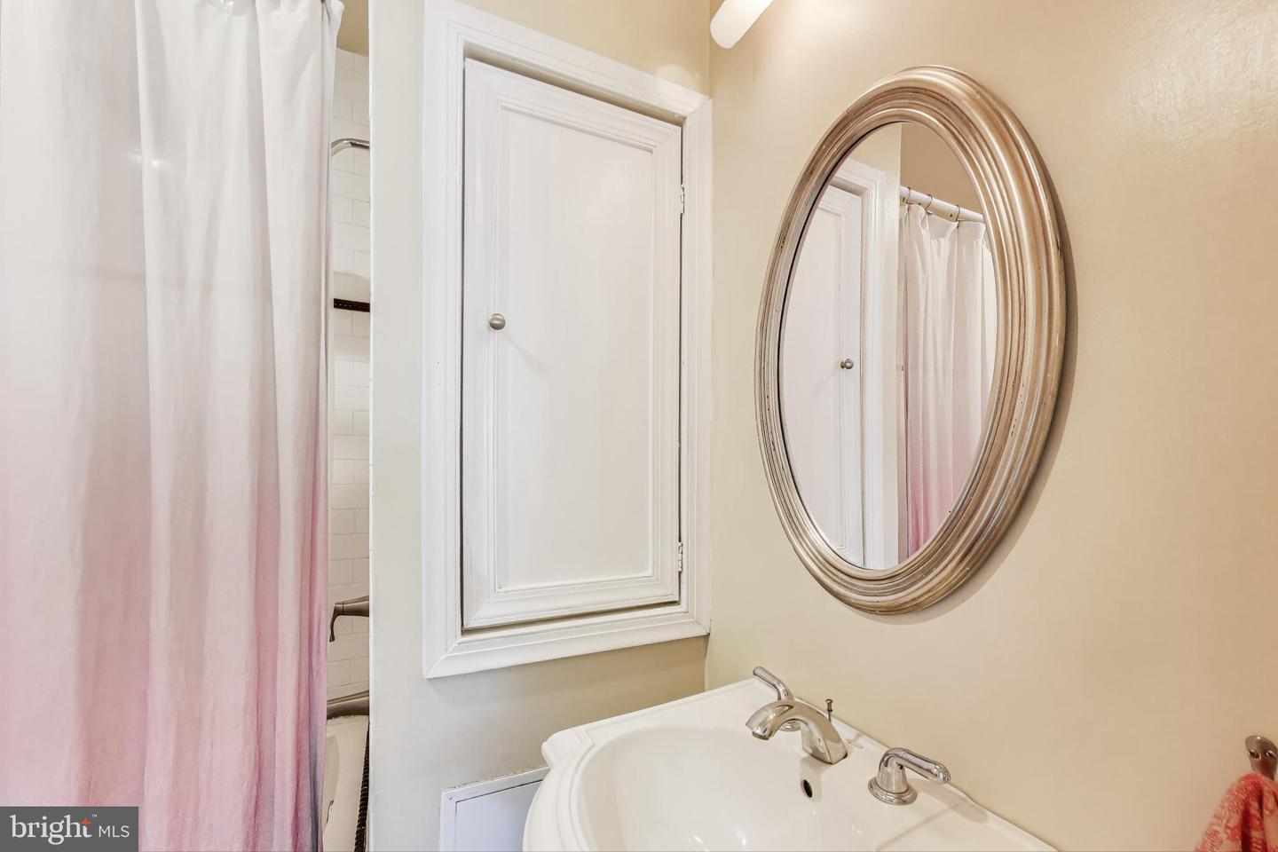 3515 Hertford Pl Nw #32 Property Photo 15