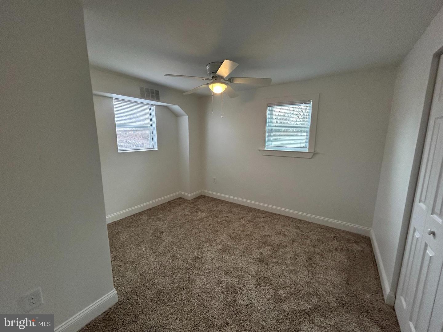 1520 Montana Ave Ne Property Photo 51