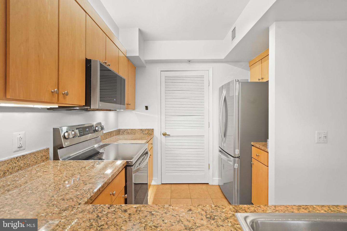 631 D St Nw #936 Property Photo 66