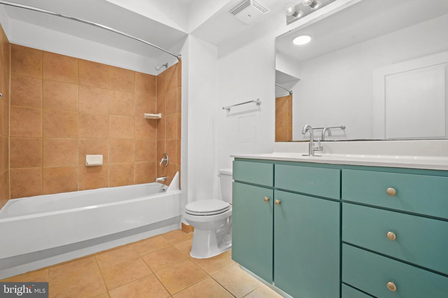 631 D St Nw #936 Property Photo 67