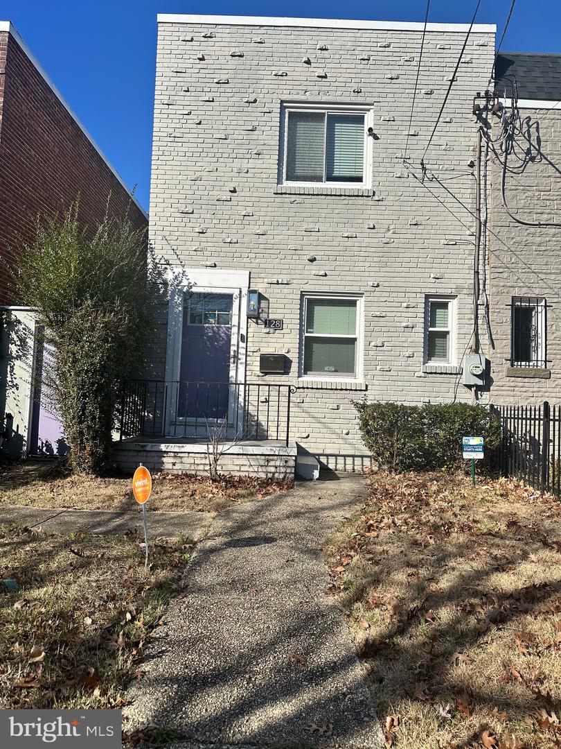 128 35th St Ne Property Photo