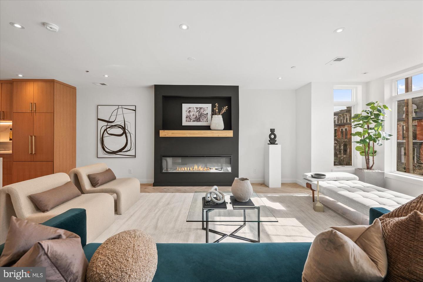 1319 R St Nw #unit 2 Property Photo 5