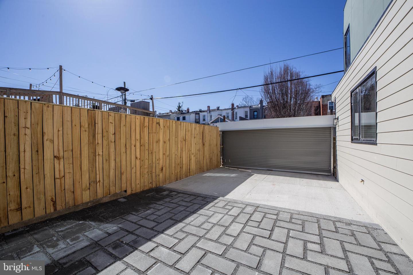 3646 13th St Nw #b Property Photo 4
