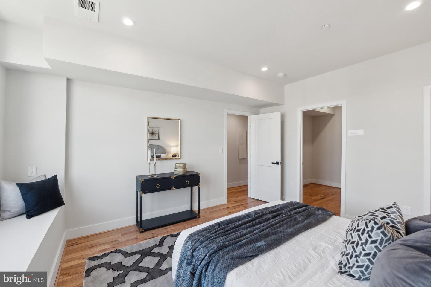 3646 13th St Nw #b Property Photo 34