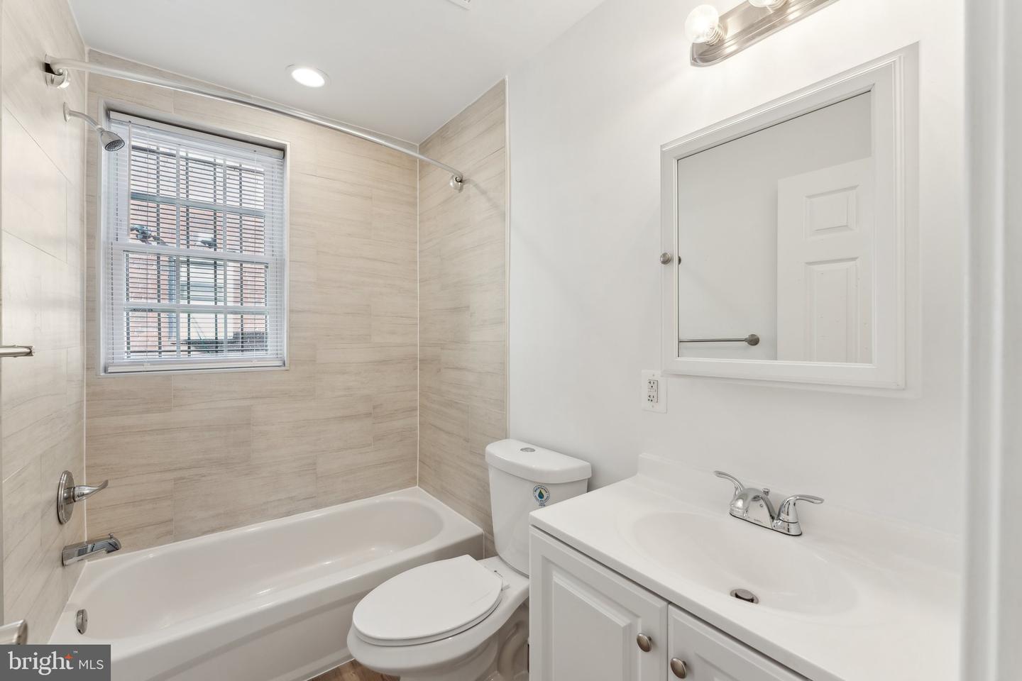 4255 Eads St Ne Property Photo 13