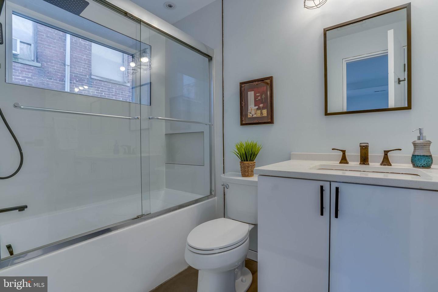 50 O St Nw Property Photo 43
