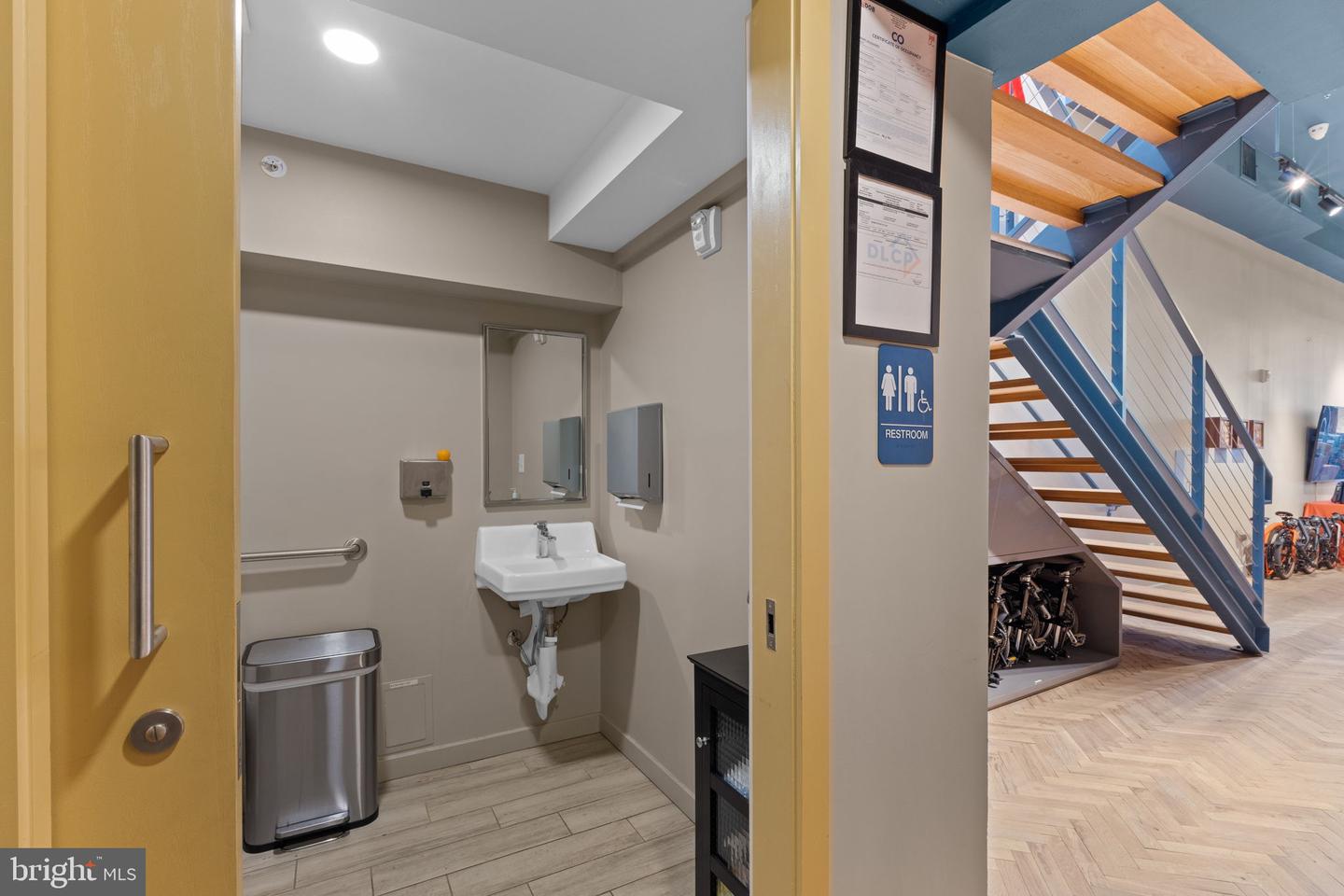 1214 Wisconsin Ave Nw Property Photo 11