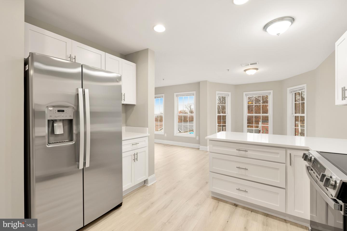 1753 W Se #c Property Photo
