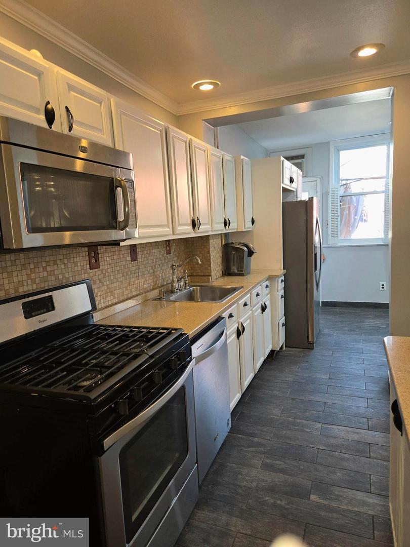 1246 G St Ne Property Photo 11
