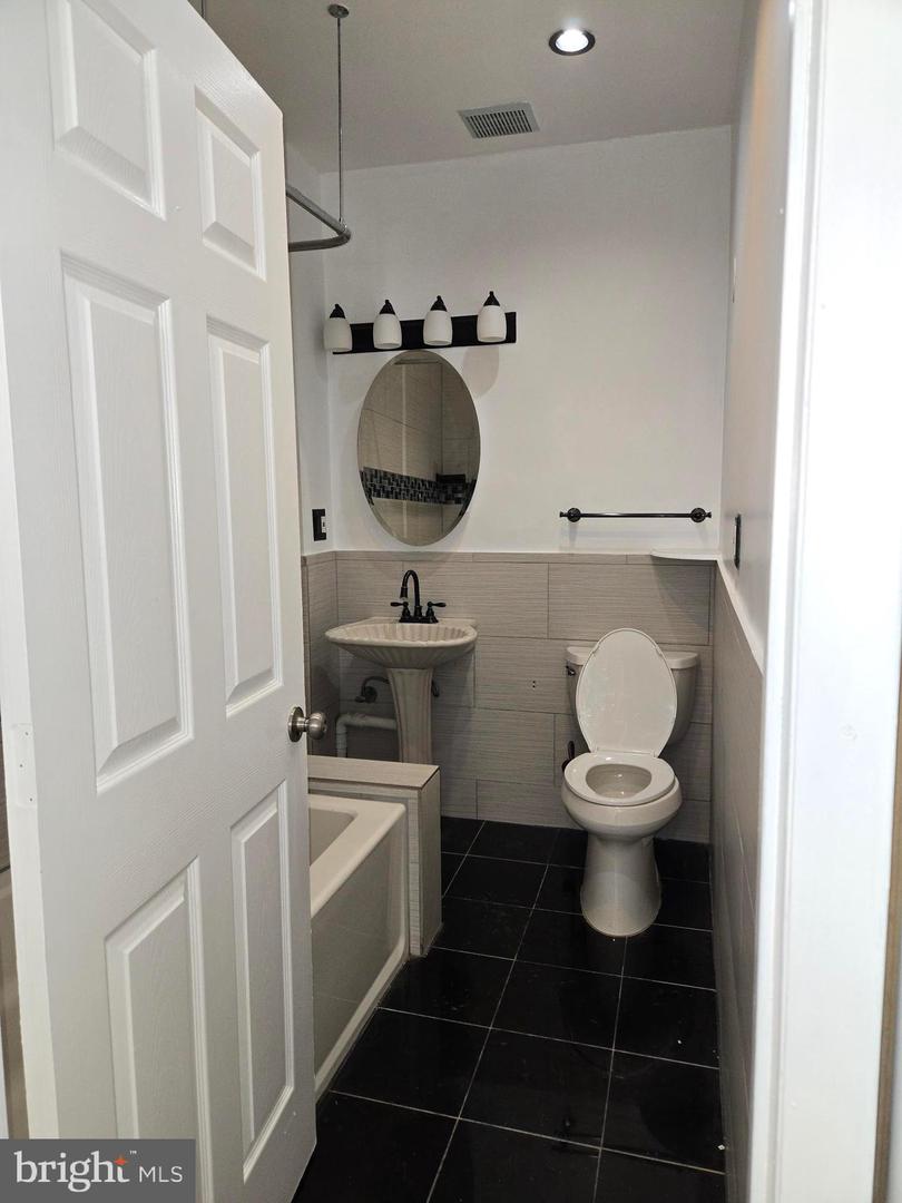 1246 G St Ne Property Photo 18
