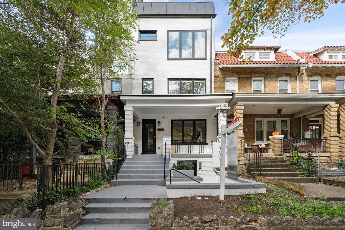 1471 Girard St Nw #4 Property Photo