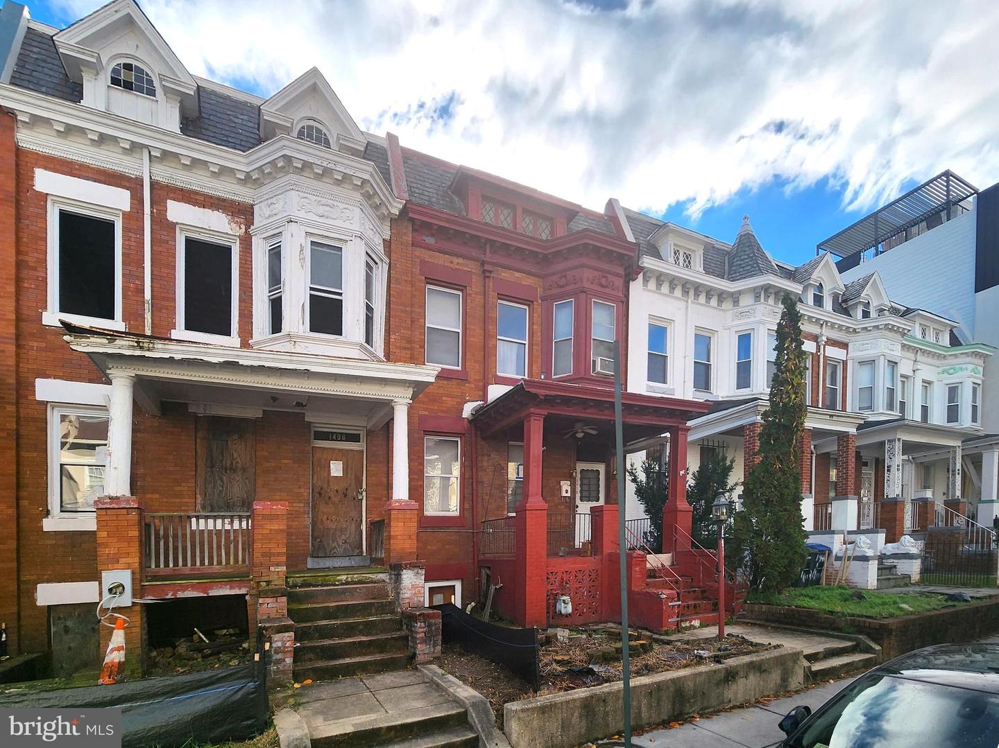 Columbia Heights Education Campu Real Estate Listings Main Image