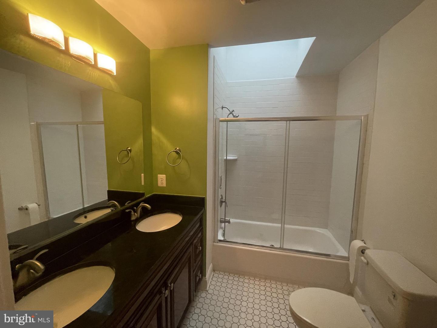 1738 Gales St Ne Property Photo 6