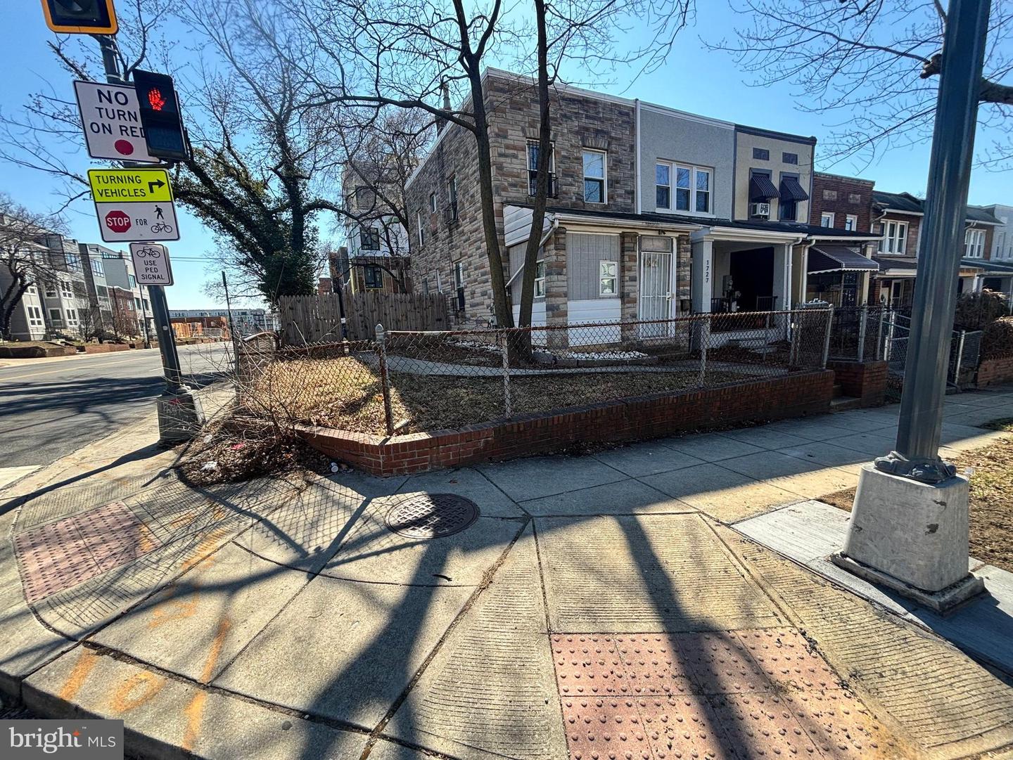 1729 L St Ne Property Photo 3