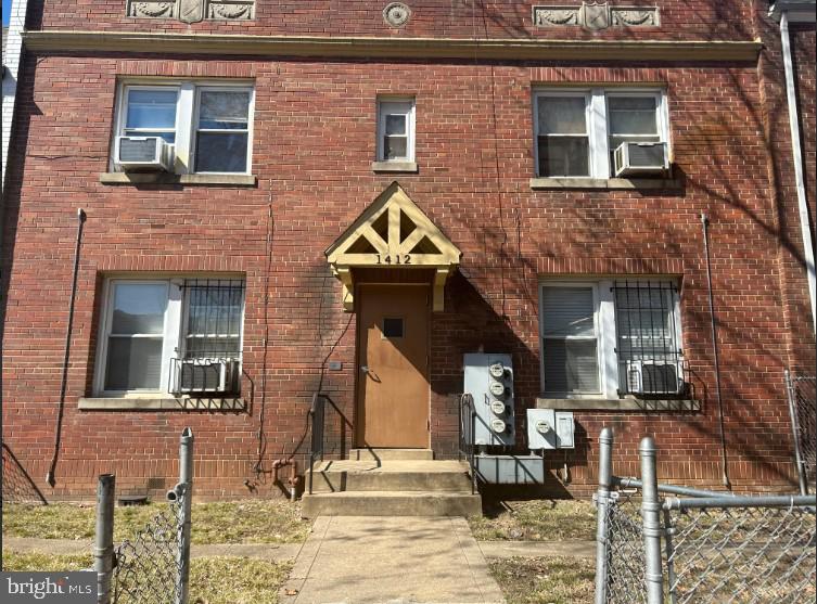 1412 Staples St Ne #apt 2 Property Photo 1