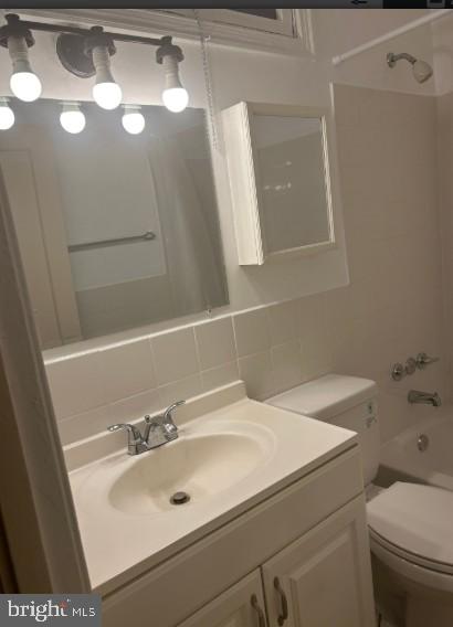1412 Staples St Ne #apt 2 Property Photo 8