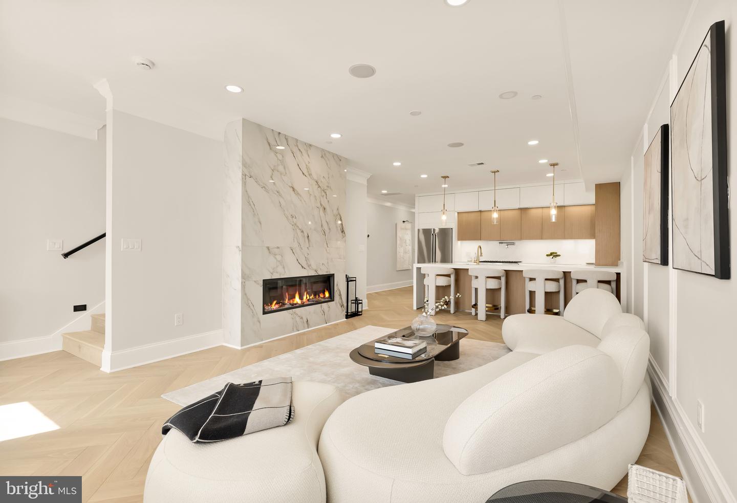 733 Euclid St Nw #304 Property Photo 16