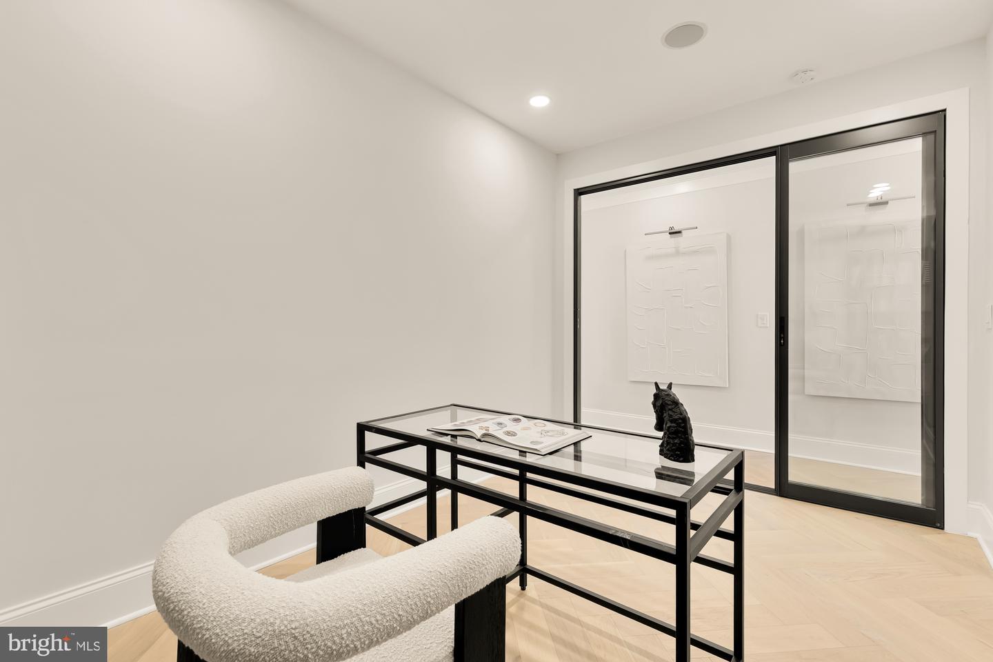 733 Euclid St Nw #304 Property Photo 20