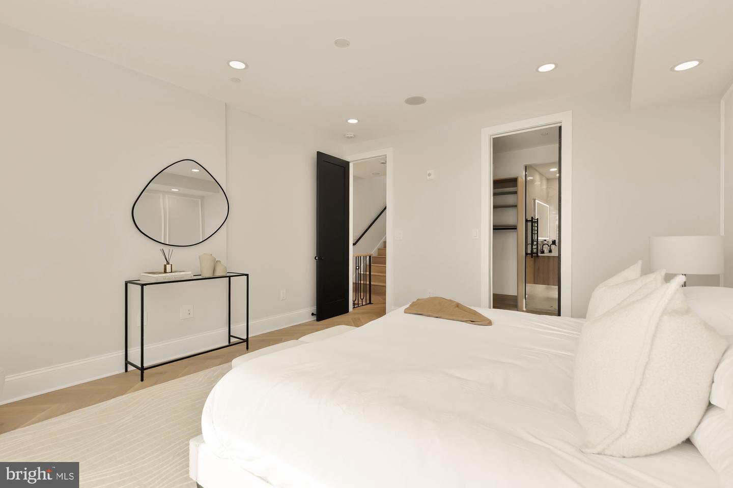 733 Euclid St Nw #304 Property Photo 30