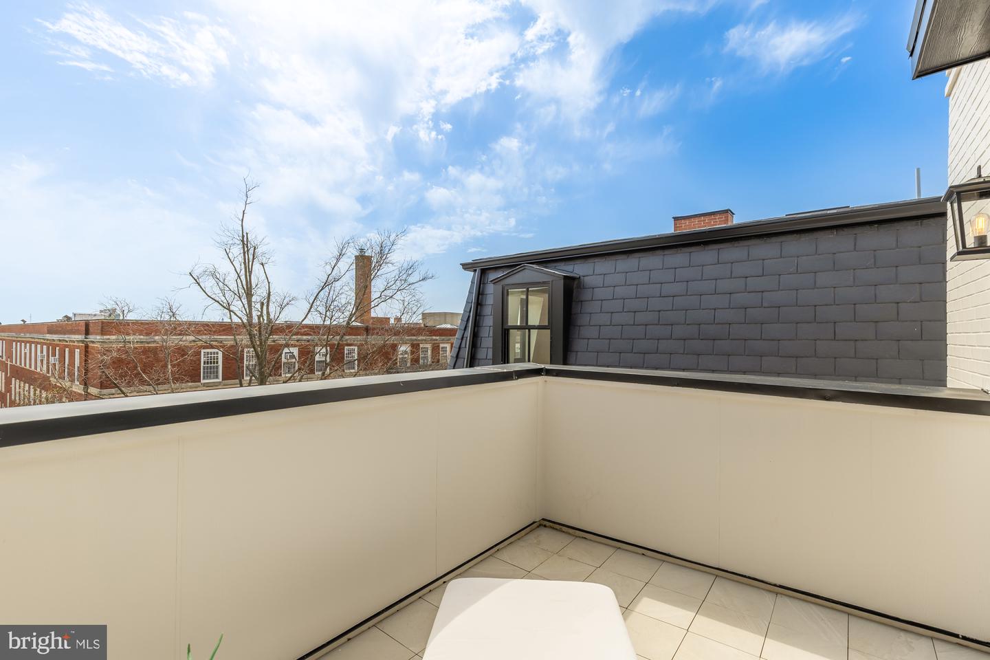 733 Euclid St Nw #304 Property Photo 31