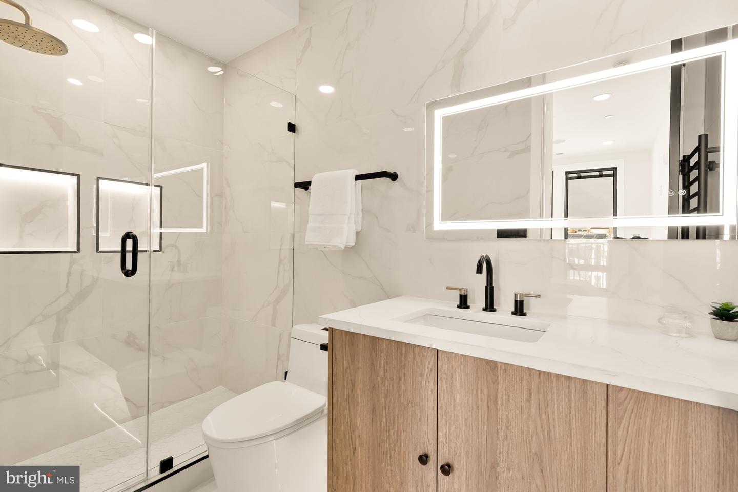 733 Euclid St Nw #304 Property Photo 48