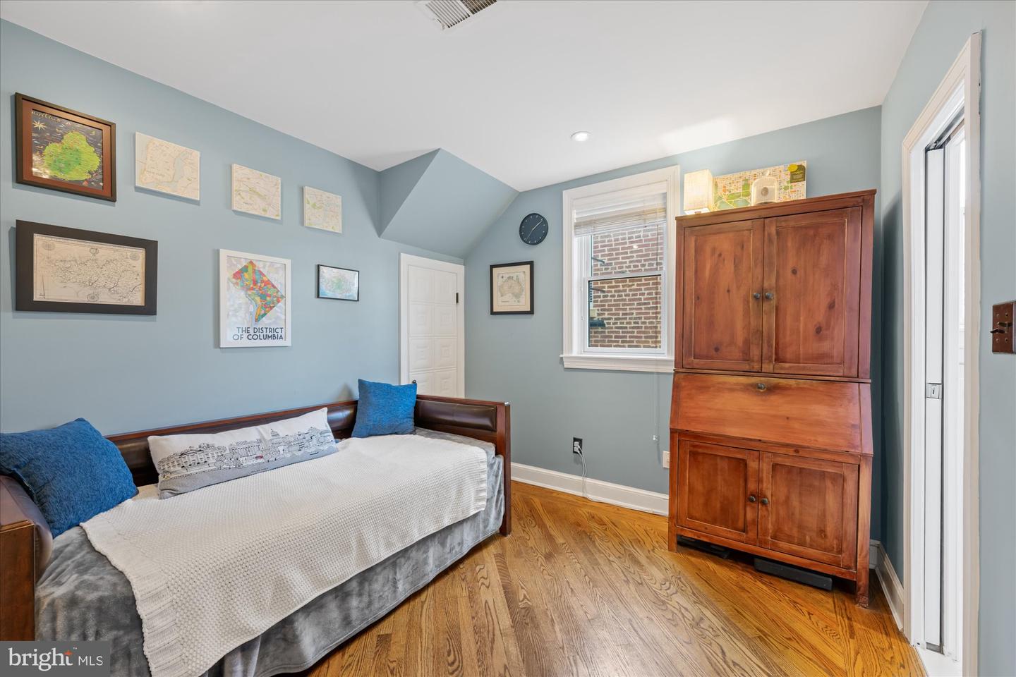 2115-2117 S St Nw #3c Property Photo 7