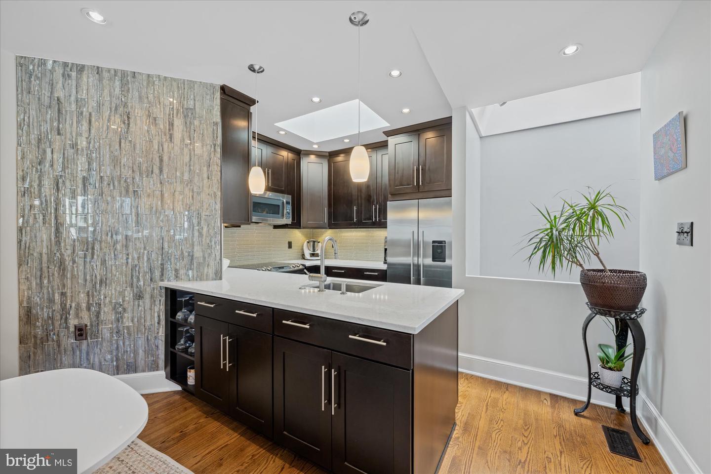 2115-2117 S St Nw #3c Property Photo 16