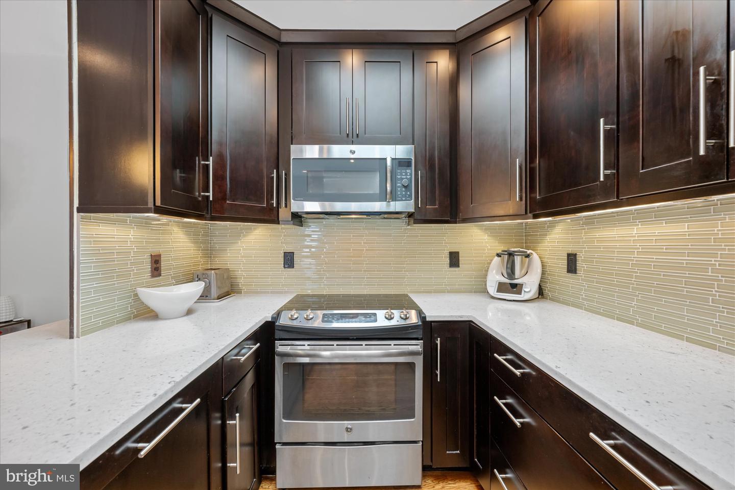 2115-2117 S St Nw #3c Property Photo 18