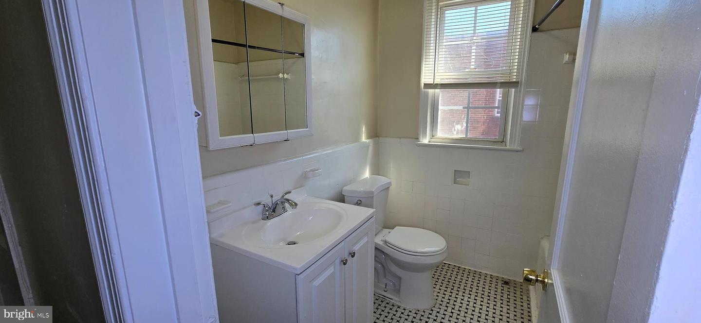 604 Mellon St Se #3 Property Photo 5