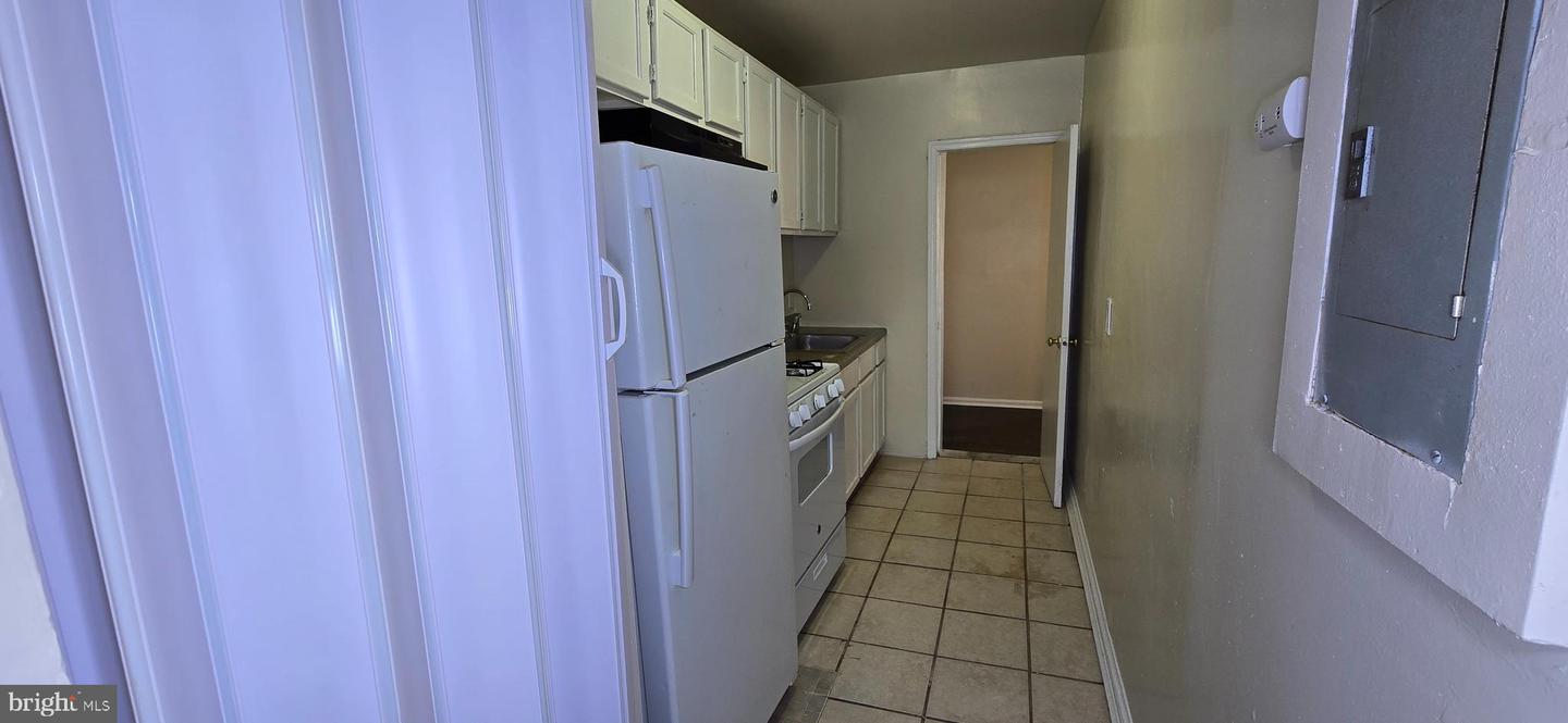 604 Mellon St Se #3 Property Photo 9