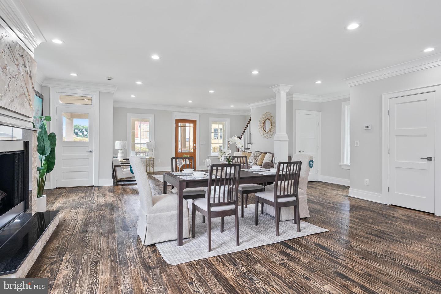 2017 Fulton Pl Ne Property Photo 6