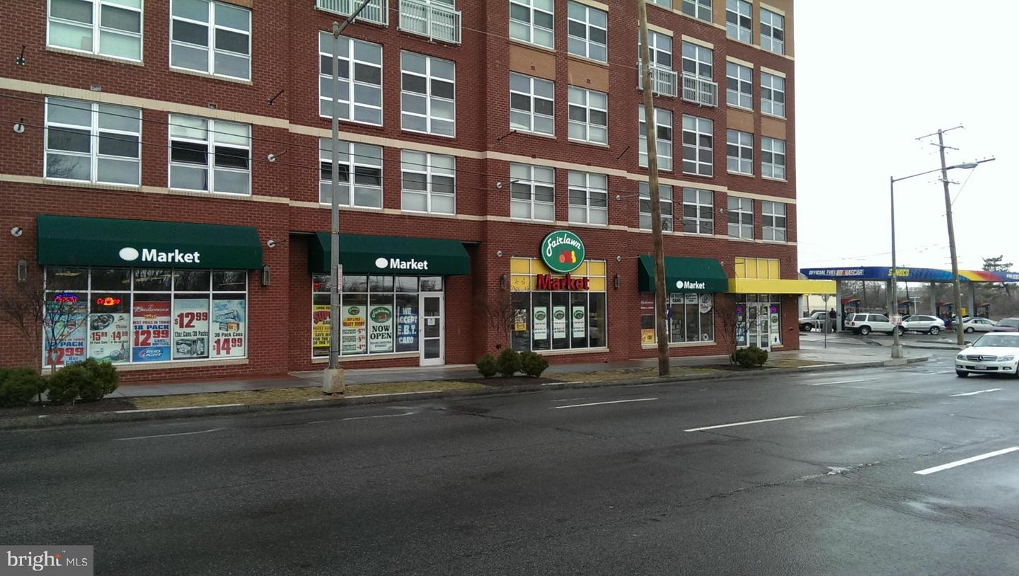 2323 Pennsylvania Ave Se #1st Floor Property Photo 2