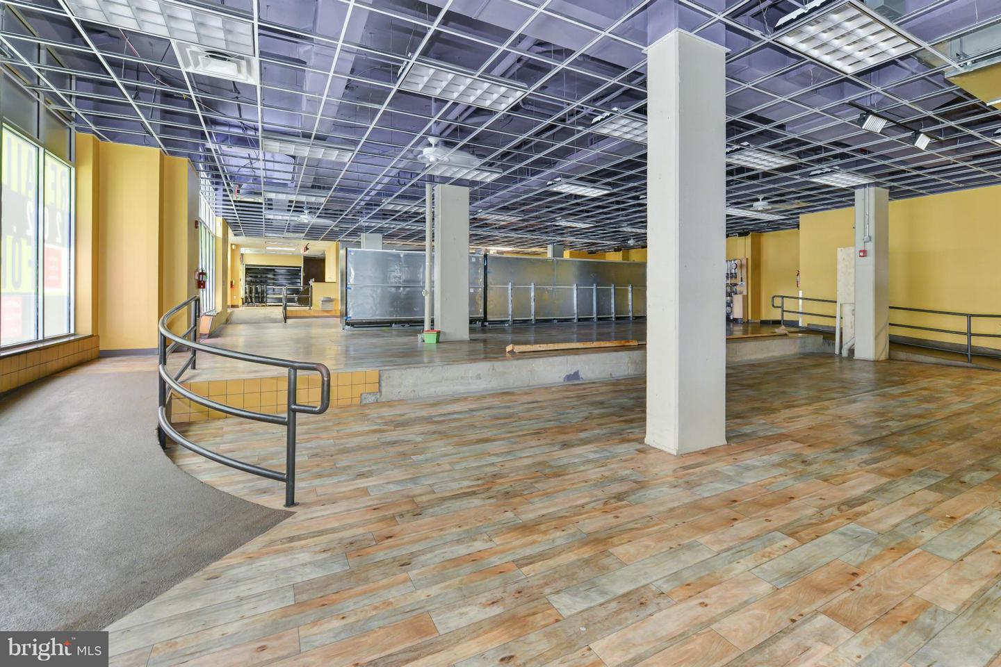 2323 Pennsylvania Ave Se #1st Floor Property Photo 3