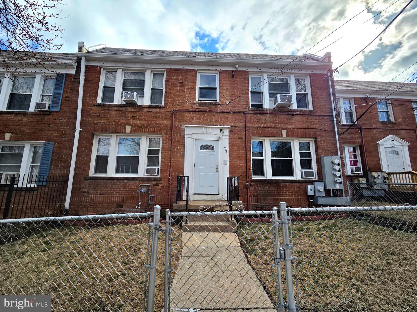 1612 17th Pl Se Property Photo