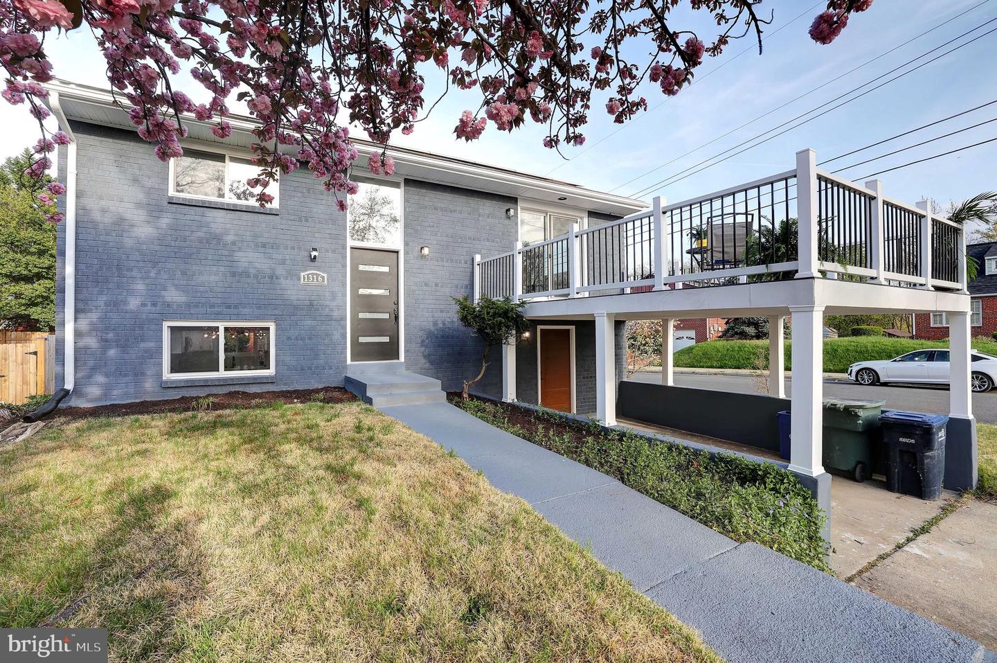 1316 31st Pl Se Property Photo