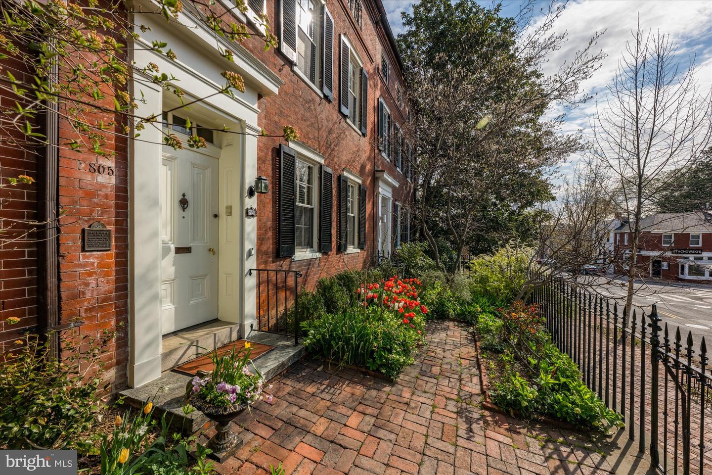 2805 P St Nw Property Photo 6