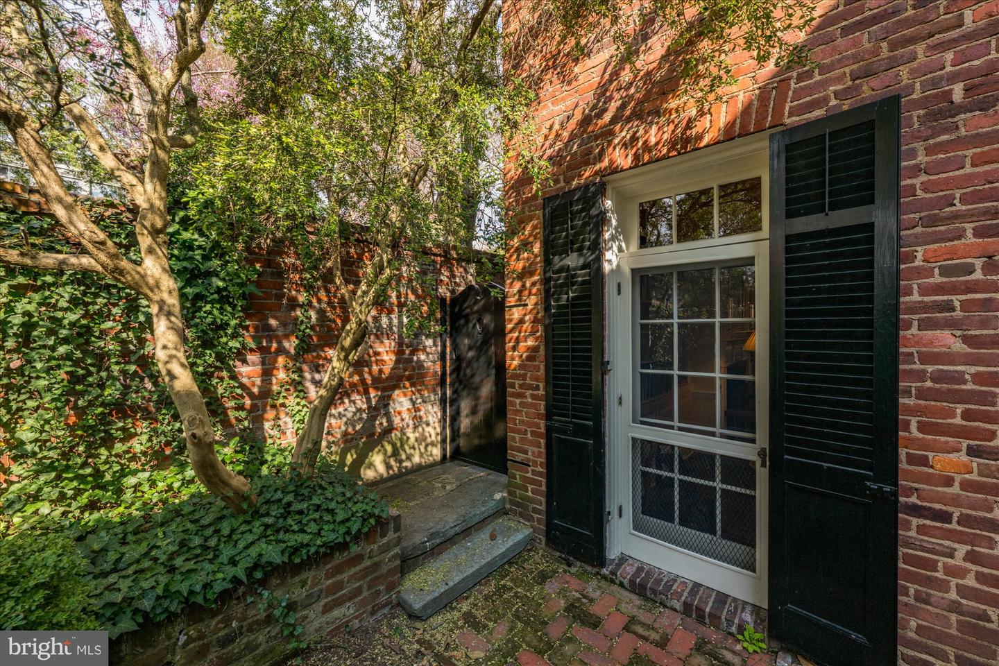 2805 P St Nw Property Photo 11