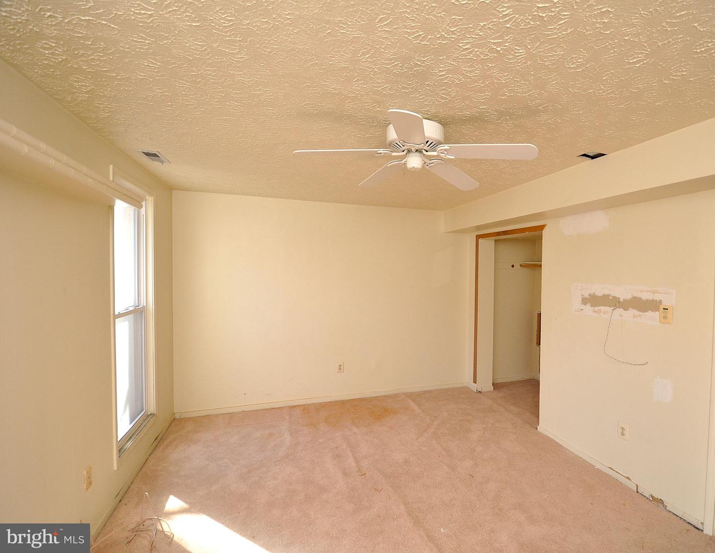 1121 Harvard St Nw #f Property Photo 5