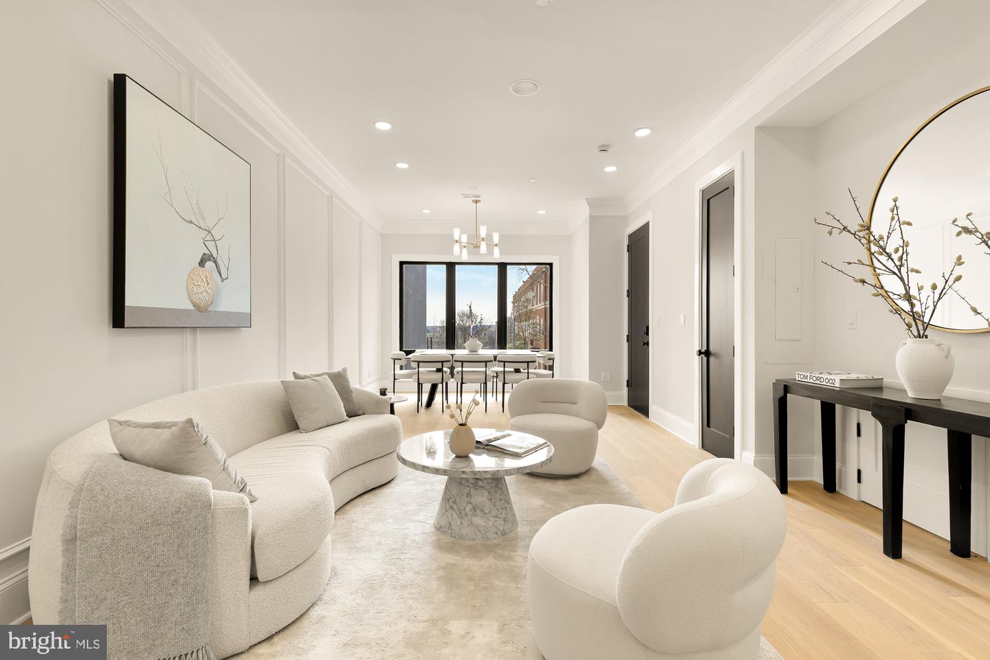 733 Euclid St Nw #204 Property Photo 10