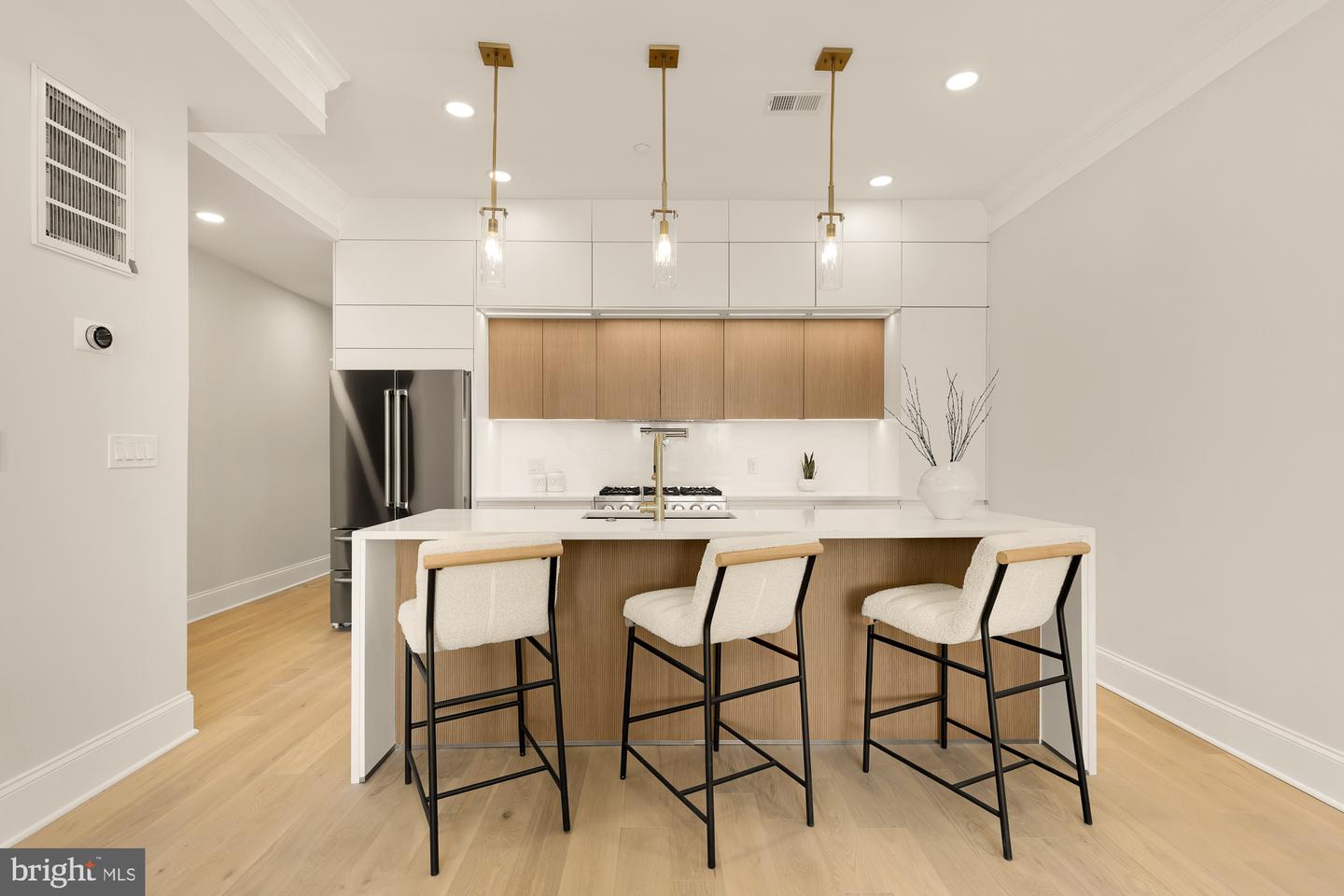 733 Euclid St Nw #204 Property Photo 12